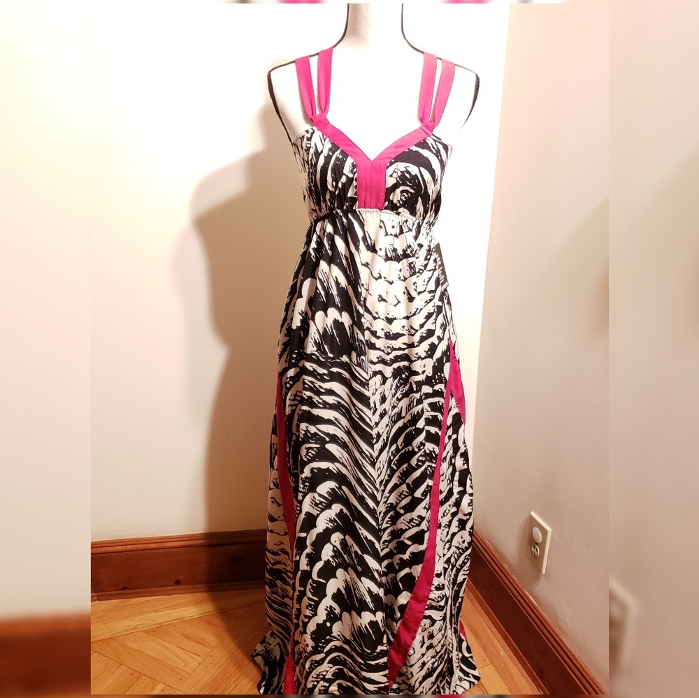 NWT Express Black/White Maxi Printed Dress